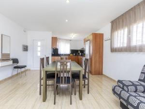 Apartment Brisa by Interhome