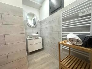 Appartements Jolie 2 pieces centre ville : photos des chambres