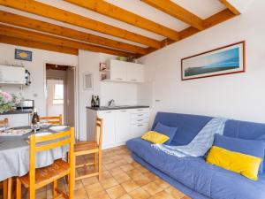 Apartment Piscine et Plage-2 by Interhome