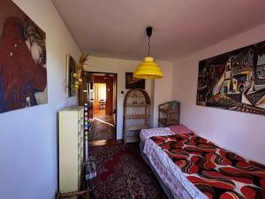 Stylish 4BR Artists Home with Garden- Gdańsk Green District