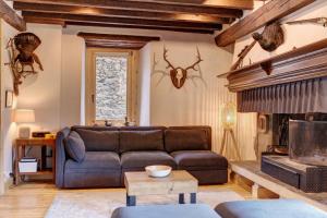 Casa Montlude - Elegancia rústica y confort moderno en el corazón del Valle de Arán by Eth Flòc