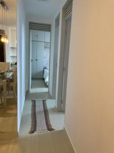 Apartamento para até 7 Pessoas com Ar e Piscina