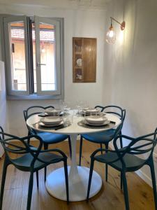 Da Mirella apri la finestra e innamorati del lago!