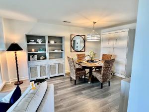 1935 Bohicket Marina