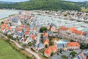 Maisons de vacances Nice house with garden near the beach : Maison de Vacances