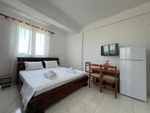 3rd Floor Mali i Robit Apartments