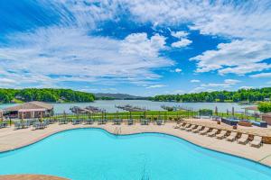 Steps to Smith Mountain Lake Unit with Pool Access!