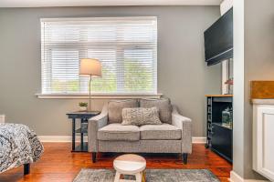 Steps to Smith Mountain Lake Unit with Pool Access!