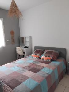 Maisons de vacances Maison spacieuse avec piscine et jardin : photos des chambres