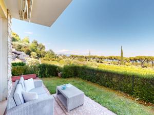 Horizon luxury lake view by Bookinggardalake
