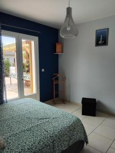 Maisons de vacances Maison spacieuse avec piscine et jardin : photos des chambres