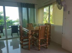 Hangout Beach Resort