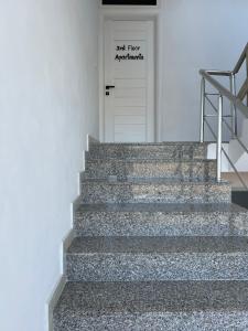 3rd Floor Mali i Robit Apartments