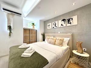 Bohemian Glyfada - Greecing