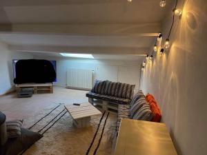 Villas Grande demeure de caractere avec piscine au coeur d un village typique du Sud de la France : photos des chambres