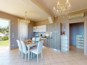 Agape Apartment by Bookinggardalake