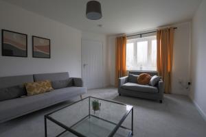 The Haven – Modern 4-Bed Home with Garden