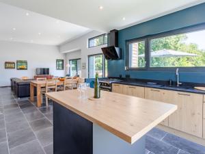 Maisons de vacances Holiday Home L-Iris by Interhome : photos des chambres