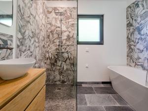Maisons de vacances Holiday Home L-Iris by Interhome : photos des chambres