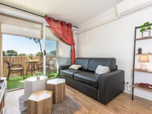 Apartment Tamarissime by Interhome