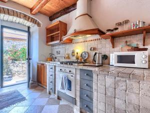 Holiday Home Petra by Interhome