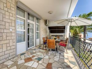 Apartment Lilly 1 by Interhome