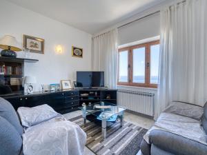 Apartment Lilly 2 by Interhome