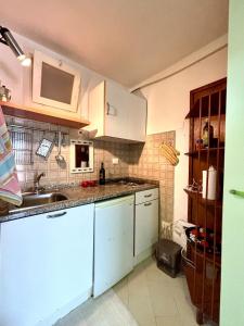 Casa Aaron - Monolocale con veranda sul mare img18