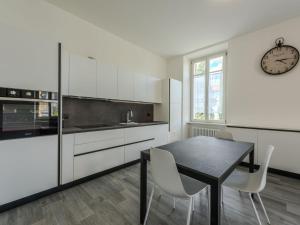 Apartment Leoni by Interhome