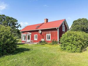 Holiday Home Skyberga Torp by Interhome