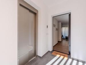 Apartment Dolores-2 by Interhome