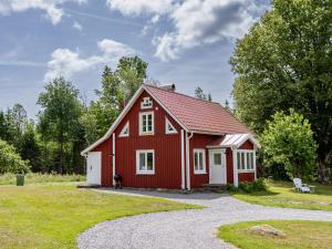 Holiday Home Skogstorp Ledja by Interhome