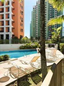 Apartamento com Estrutura de Hotel na Barra