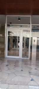 Vue imprenable sur Paris situé à Courbevoie - La Défense