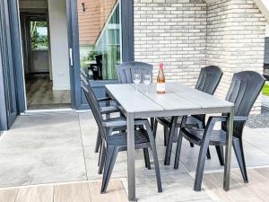 Holiday Home De Wieringerheid 164 by Interhome