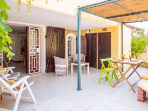 Apartment La tavernetta di Tata by Interhome