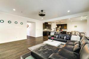 Walk to Parks: Mountain House Retreat w Patio!