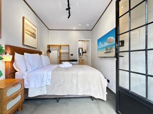 Quarto - Centro comercial - WiFi - Frigobar