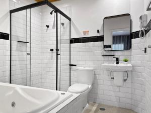 Quarto - Centro comercial - WiFi - Frigobar