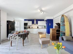 Apartment Les Roches by Interhome