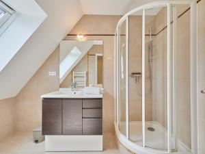 Maisons de vacances Holiday Home Domaine 2 by Interhome : photos des chambres