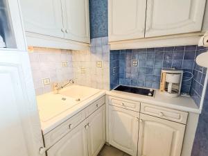 Appartements Apartment Royal Marine-7 by Interhome : photos des chambres