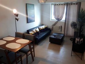 Family Room 1BR HUGE Balcony in Azure North - Ubytování bez kategorie ve městě San Fernando