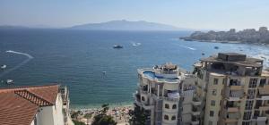 Amazing Center Sea View Apartment