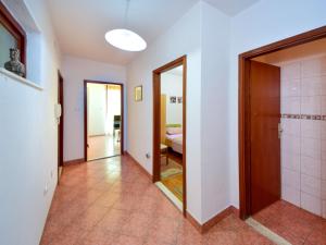 Apartment Domenica by Interhome