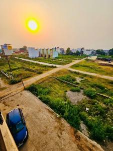 Sukoon Niwas by the Ganga