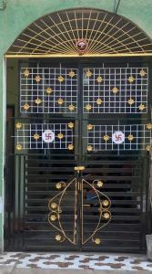 Mishraji Stay 78048-16682