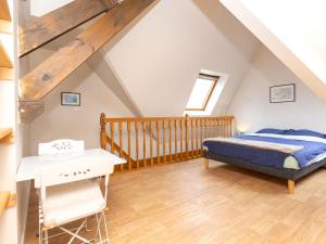 Apartment Quai Thomas by Interhome