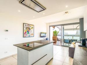 Apartment Entre Bateau et Mer by Interhome