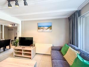 Apartment Boszicht 6 by Interhome